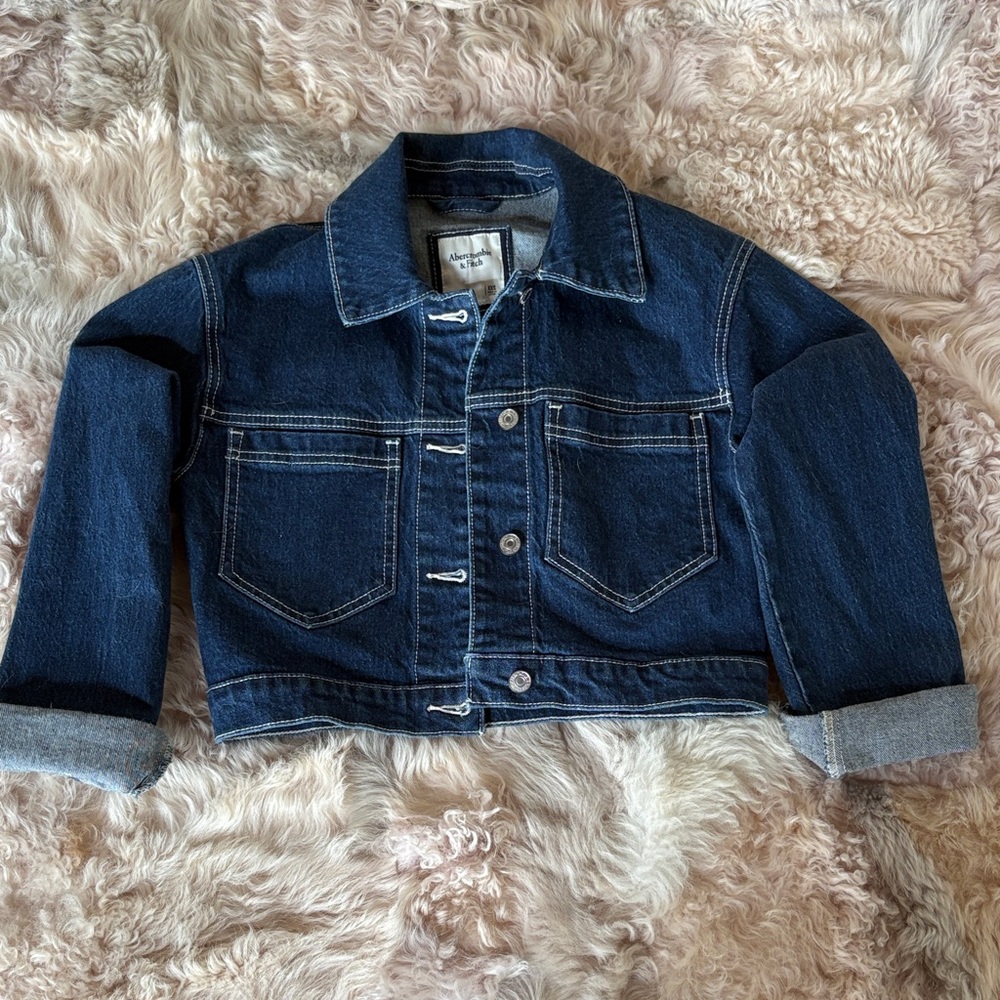 Abercrombie & Fitch Boxy Cropped Indigo Denim Jacket